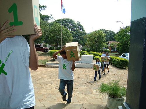 1,250 XO laptops are heading to Sri Lanka!